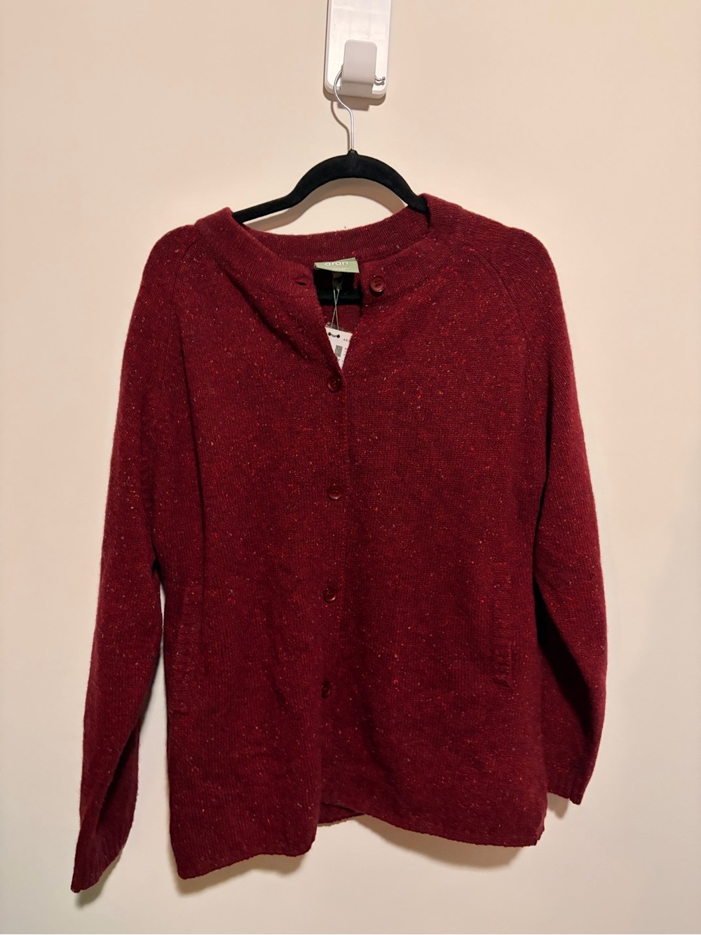 NWT Aran Woollen Mills Lambswool Blend Red Speckle Button Front Cardigan Sweater